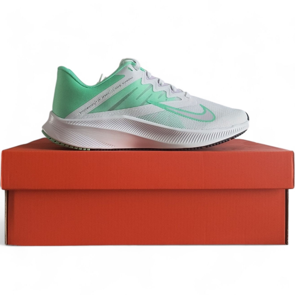 Nike Quest 3 Woman's Road Running Shoes Size 7
